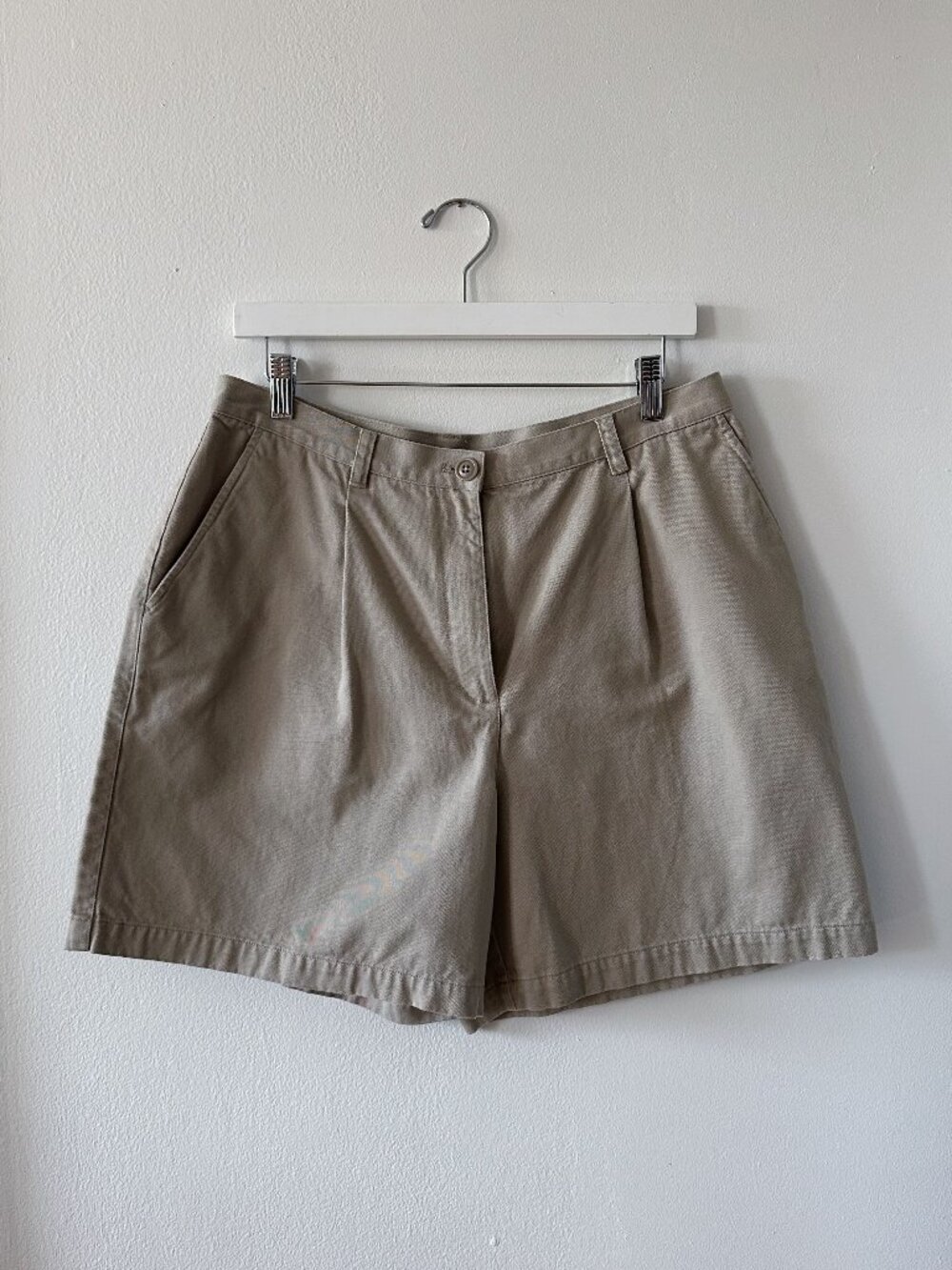 Lauren Ralph Lauren Women's Cream and Tan Shorts